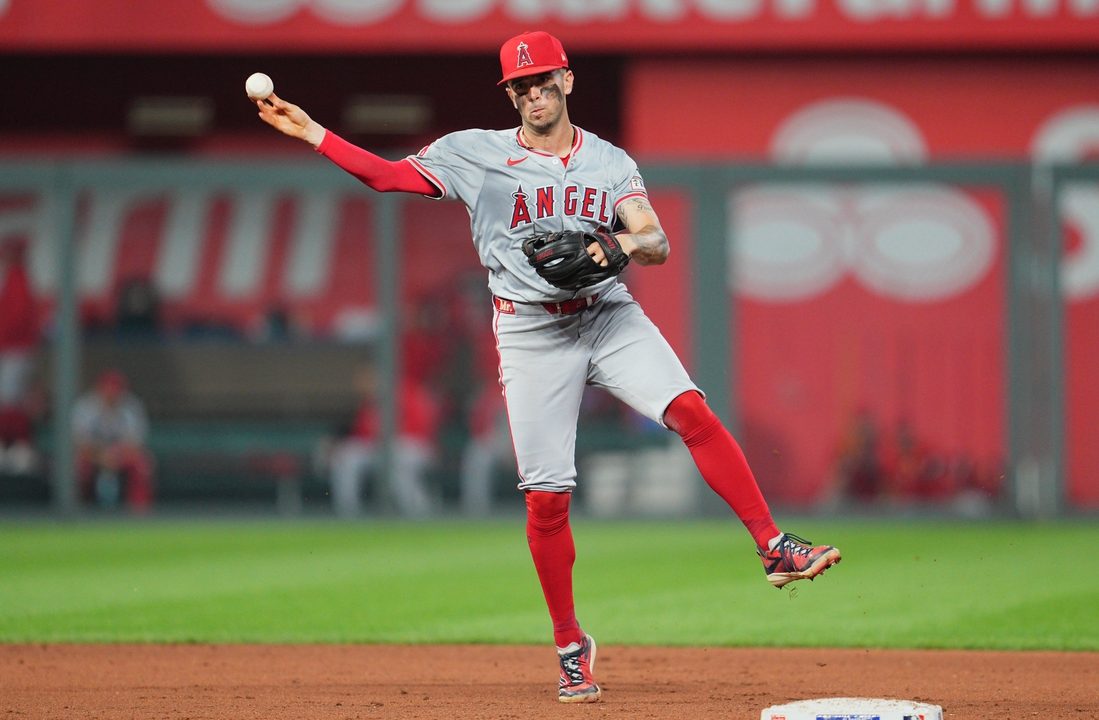 Zach Neto making impression as Angels host M’s