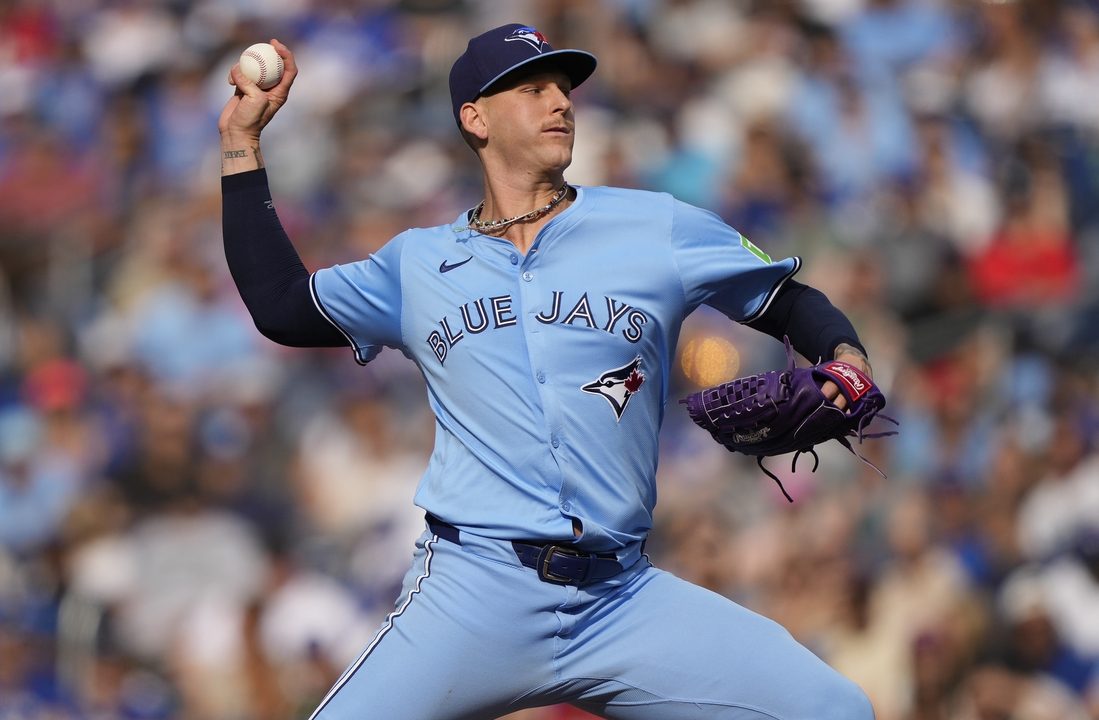 After near no-hitter, Jays’ Bowden Francis faces Red Sox