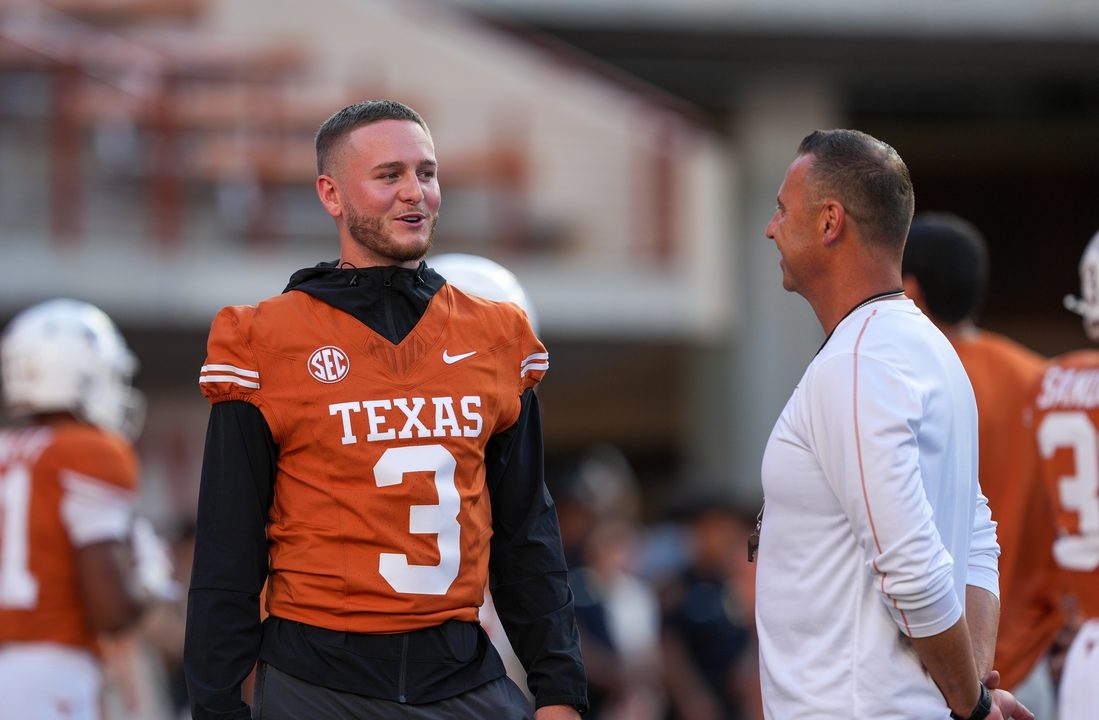 Report: QB Quinn Ewers (abdominal) likely out for No. 1 Texas