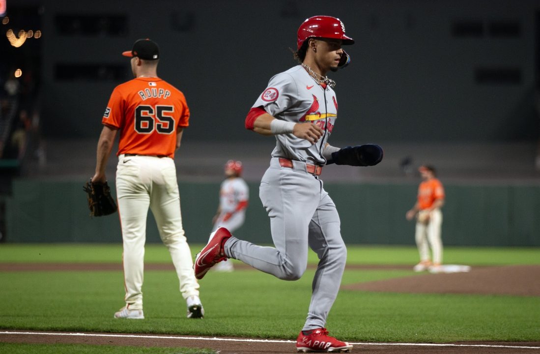 Lars Nootbaar helps Cardinals rally past Giants