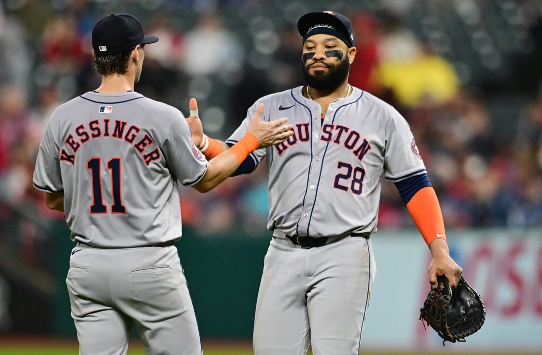 Astros look to bring out broom in series finale vs. Guardians