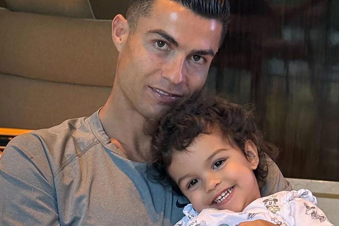 Cristiano Ronaldo Posts Rare Pic of Daughter Bella After Loss of Twin