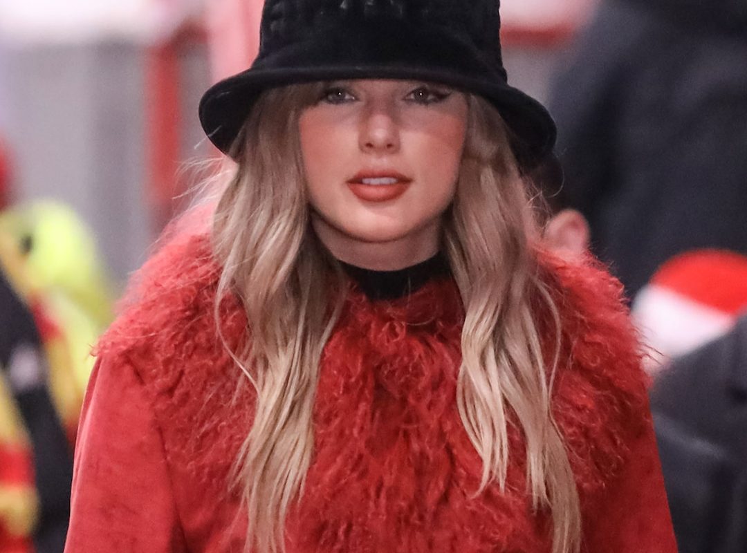 Taylor Swift Supports Travis Kelce at Chiefs Game After Eras Tour Ends